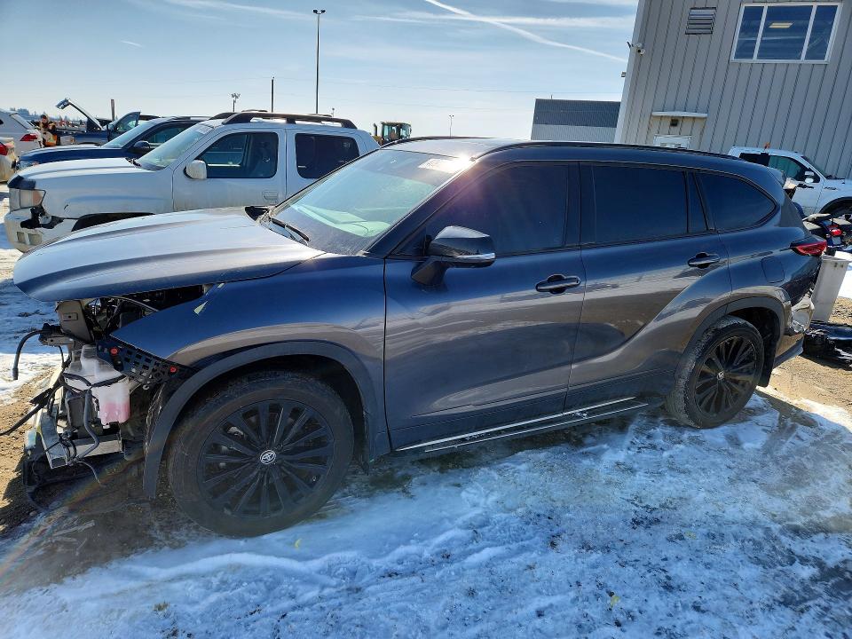 2023 Toyota Highlander VIN 5TDKDRBH0PS501238 COPART salvage auction — FRONT END, AB - BOS - SALVAGE, sold $19,800 on 2026-07-09 (photo 1)
