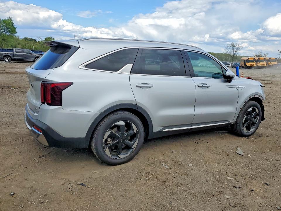 2025 Kia Sorento VIN KNDRHDJG6S5343212 COPART salvage auction — FRONT END, Md - Cert Of Salvage > 75% Damage, sold $12,200 on 2026-07-02 (photo 3)