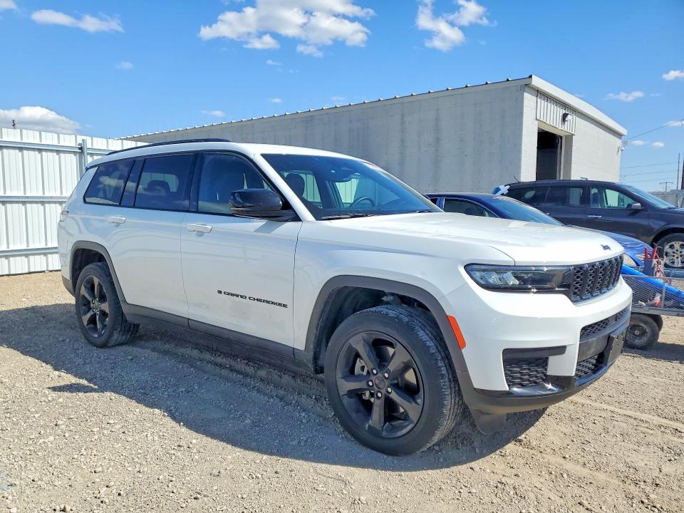 2023 Jeep Cherokee VIN 1C4RJKAG2P8874034 COPART salvage auction — HAIL, Ia - Cert Of Title-Salvage Title, sold $425 on 2026-07-29 (photo 4)