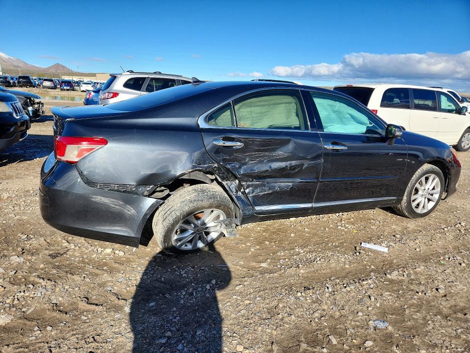 2011 Lexus ES VIN JTHBK1EG4B2427914 COPART salvage auction — SIDE, Ut - Salvage Certificate, sold $875 on 2026-07-24 (photo 3)