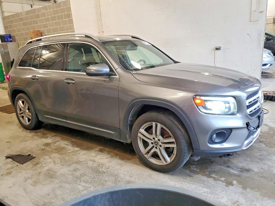 2020 Mercedes-benz Glb VIN WDC4M4HB9LW008368 COPART salvage auction — SIDE, Salvage Title, sold $70 on 2026-07-21 (photo 4)