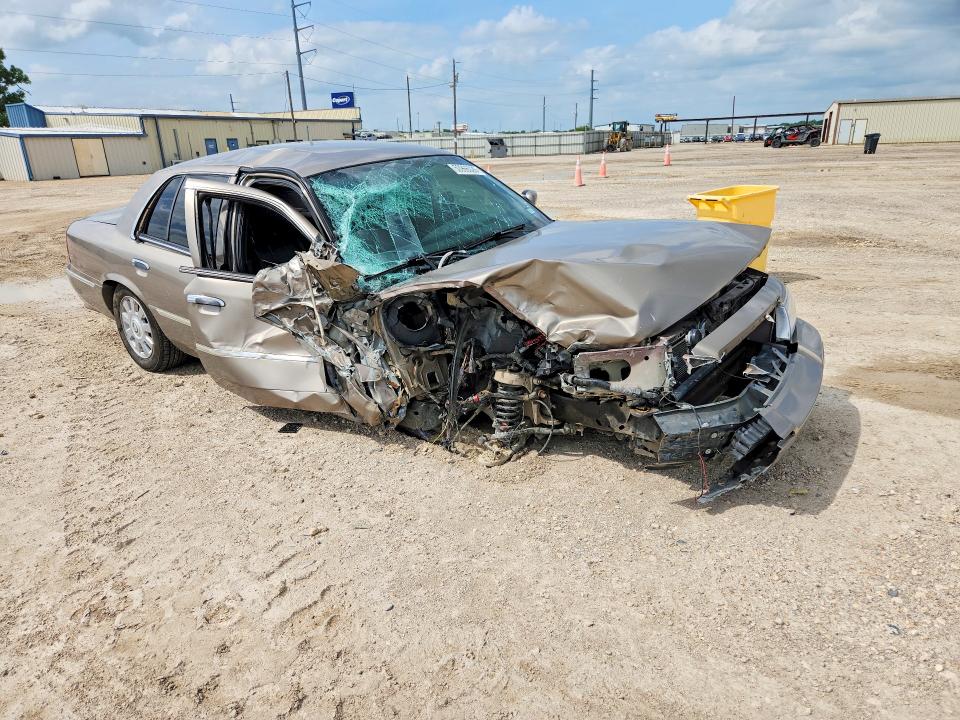 2003 Mercury Grand marquis VIN 2MEFM75WX3X704439 COPART salvage auction — FRONT END, Tx - Salvage Vehicle Title, sold $425 on 2026-07-08 (photo 4)