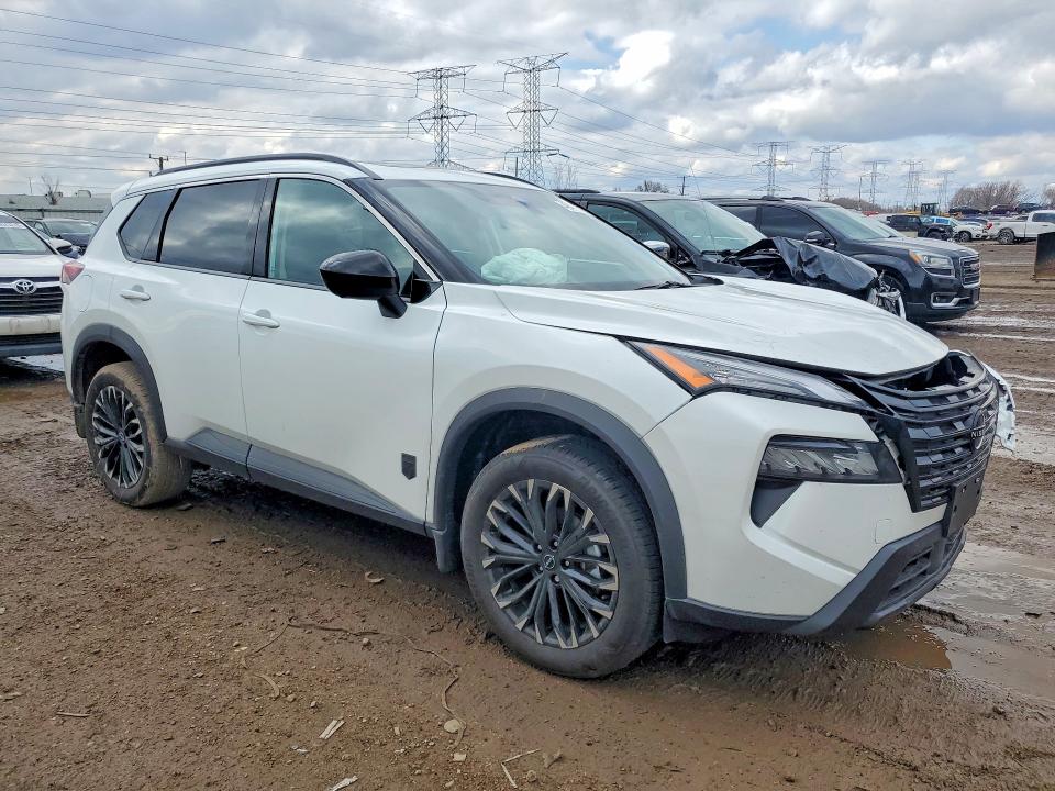 2026 Nissan Rogue VIN 5N1BT3BB3TC764651 COPART salvage auction — FRONT END, Il - Salvage Certificate, sold $5,900 on 2026-07-02 (photo 4)