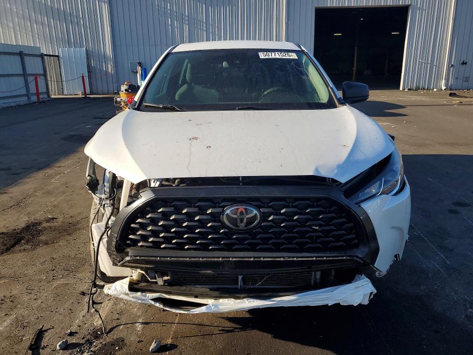 2022 Toyota Corolla cross VIN 7MUAAABG8NV007158 COPART salvage auction — FRONT END, Salvage Title, sold $5,000 on 2026-07-22 (photo 5)