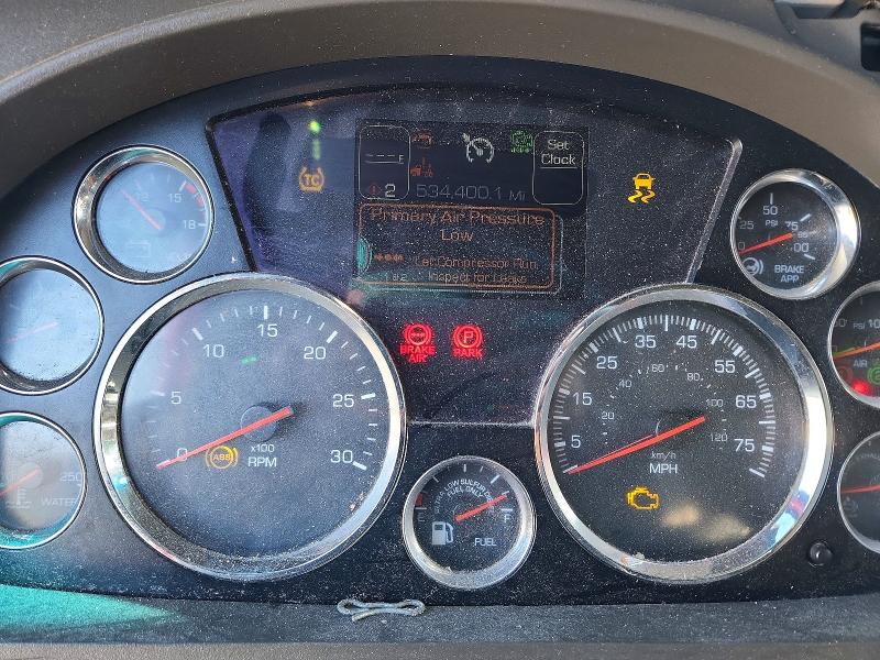 2019 Kenw T600 VIN 1XKYD49X0KJ259085 COPART salvage auction — ROLLOVER, IL - SALVAGE CERTIFICATE, sold $7,200 on 2026-08-06 (photo 8)