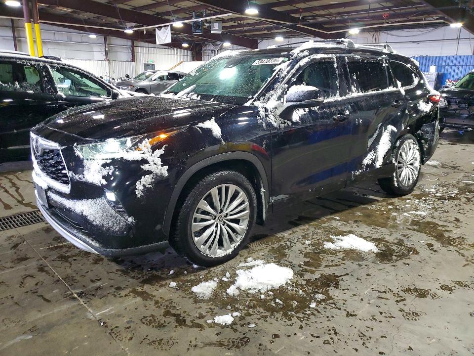 2021 Toyota Highlander VIN 5TDFZRBH0MS103459 COPART salvage auction — REAR END, Salvage Title, sold $5,200 on 2026-07-30 (photo 1)