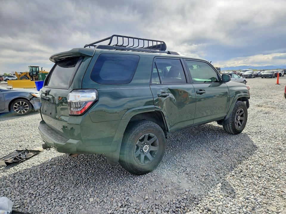 2022 Toyota 4runner VIN JTETU5JR8N6058398 COPART salvage auction — FRONT END, Tx - Salvage Vehicle Title, sold $2,100 on 2026-07-21 (photo 3)