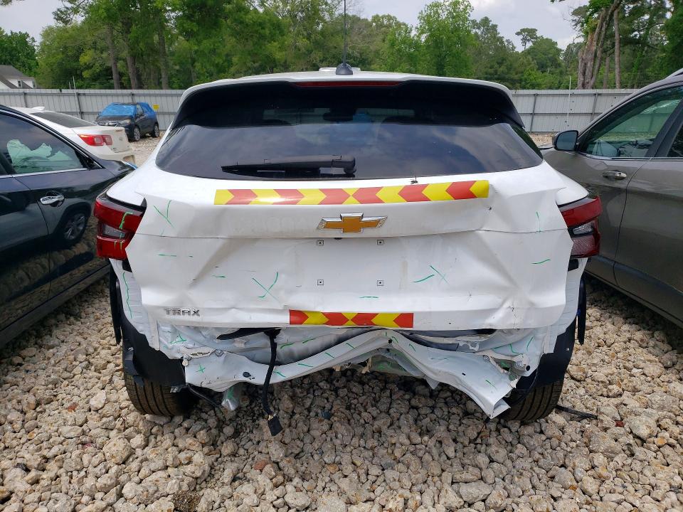 2025 Chevrolet VIN KL77LFEP1SC201418 COPART salvage auction — REAR END, La - Cert Of Title-Salvage, sold $8,200 on 2026-07-02 (photo 6)