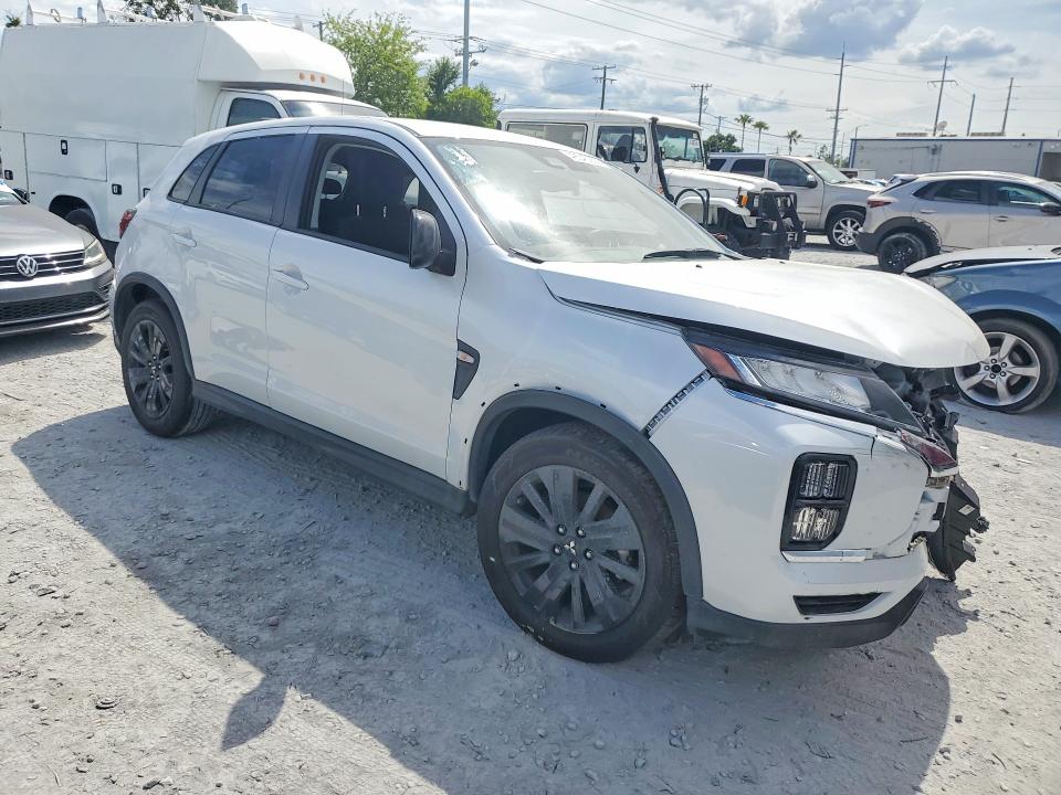 2025 Mitsubishi Outlander VIN JA4ARUAU8SU004192 COPART salvage auction — FRONT END, Fl - Certificate Of Destruction, sold $6,300 on 2026-07-09 (photo 4)