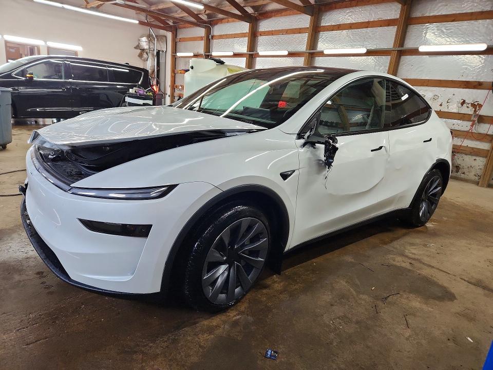 2026 Tesla Model y VIN 7SAYGDEEXTF581624 COPART salvage auction — FRONT END, IL - SALVAGE CERTIFICATE, sold $20,500 on 2026-07-06 (photo 1)