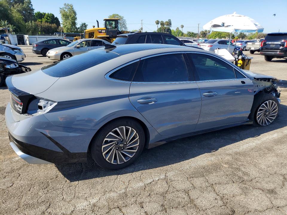 2025 Hyundai Sonata VIN KMHL54JJ2SA112367 COPART salvage auction — FRONT END, CA - SALVAGE CERTIFICATE, sold $10,200 on 2026-07-31 (photo 3)