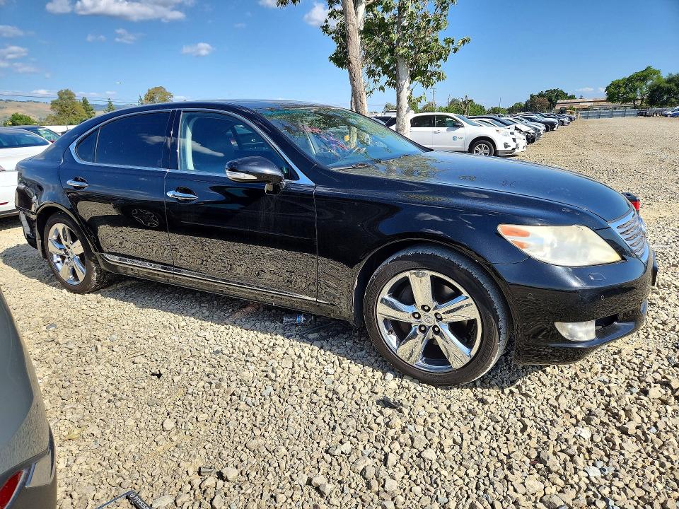 2010 Lexus Ls VIN JTHGL5EFXA5036961 COPART salvage auction — REAR END, Ca - Salvage Certificate, sold $2,950 on 2026-07-09 (photo 4)