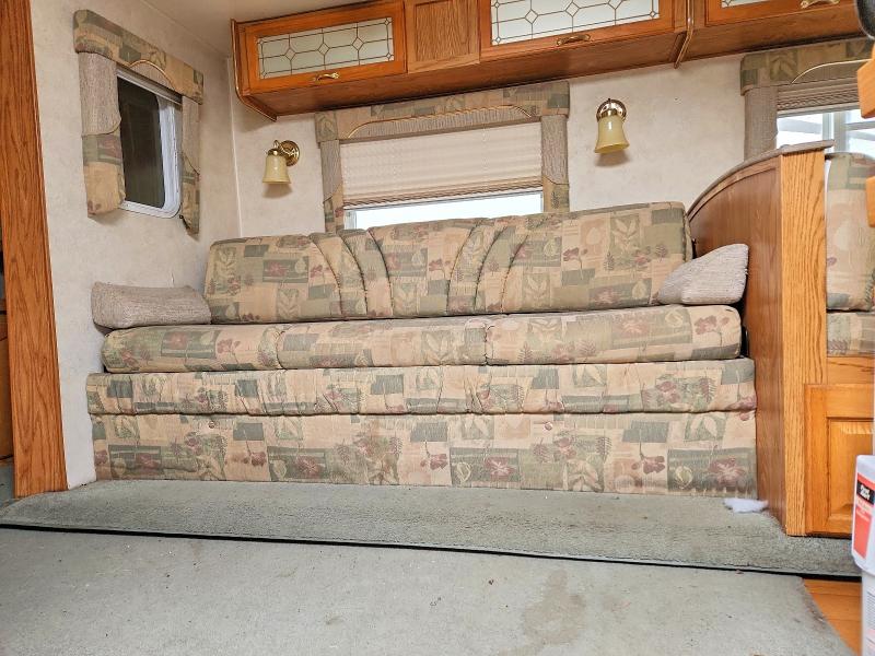 2003 Gulf stream Conquest VIN 1NL1CTT2731050865 COPART salvage auction — ROOF, MI - CERTIFICATE OF TITLE, sold $100 on 2026-07-28 (photo 5)