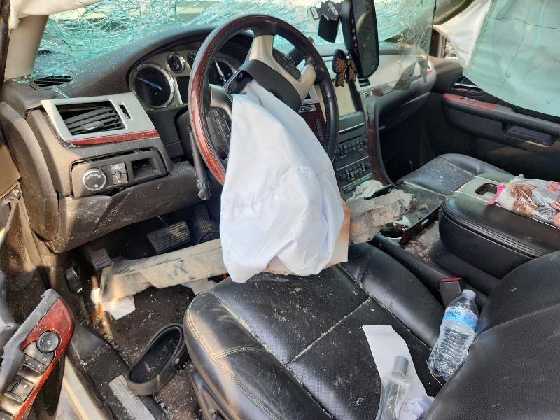 2014 Cadillac Escalade VIN 1GYS3BEF4ER220974 COPART salvage auction — ALL OVER, Tx - Nonrepairable Title, sold $250 on 2026-07-02 (photo 8)