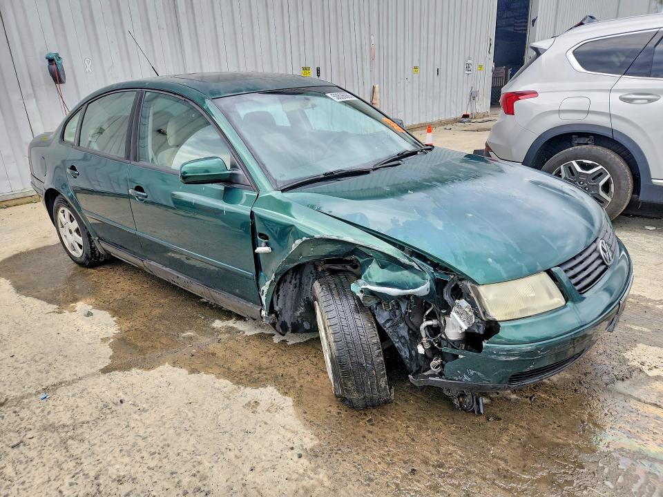 1999 Volkswagen Passat VIN WVWMA63BXXE520282 COPART salvage auction — FRONT END, Nj - Cert Of Title-Salvage, sold $225 on 2026-07-27 (photo 4)