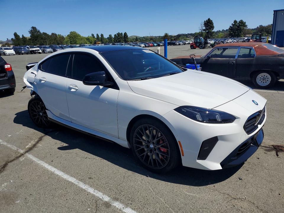 2025 BMW M2 VIN WBA33GG00S7S76334 COPART salvage auction — REAR END, Ca - Salvage Certificate, sold $12,000 on 2026-07-06 (photo 4)