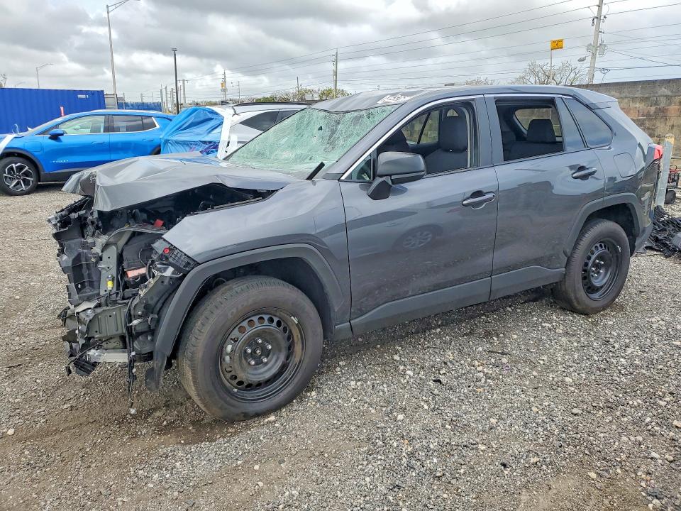 2025 Toyota Rav4 VIN 2T3H1RFVXSC352056 COPART salvage auction — FRONT END, Fl - Certificate Of Title, sold $7,000 on 2026-07-09 (photo 1)