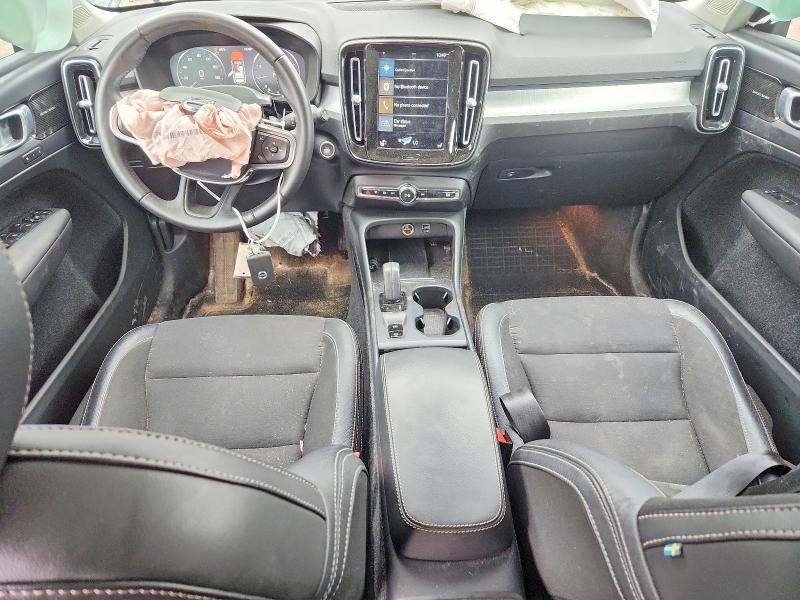 2020 Volvo Xc40 VIN YV4162UK3L2255306 COPART salvage auction — FRONT END, Mi - Certificate Of Title, sold $4,500 on 2026-08-19 (photo 8)