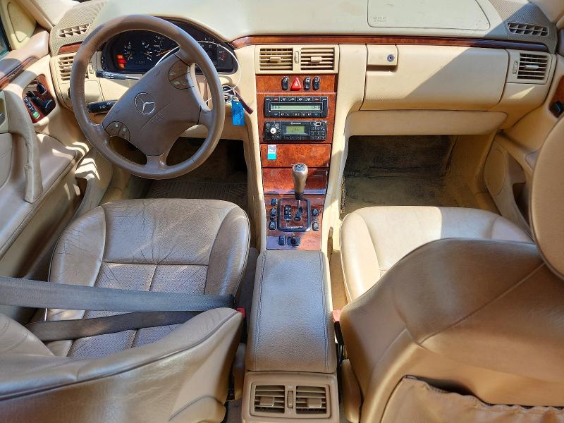 2000 Mercedes-benz E-klasse VIN WDBJF65J4YB123676 COPART salvage auction — REAR END, Md - Cert Of Salvage > 75% Damage, sold $300 on 2026-07-24 (photo 8)