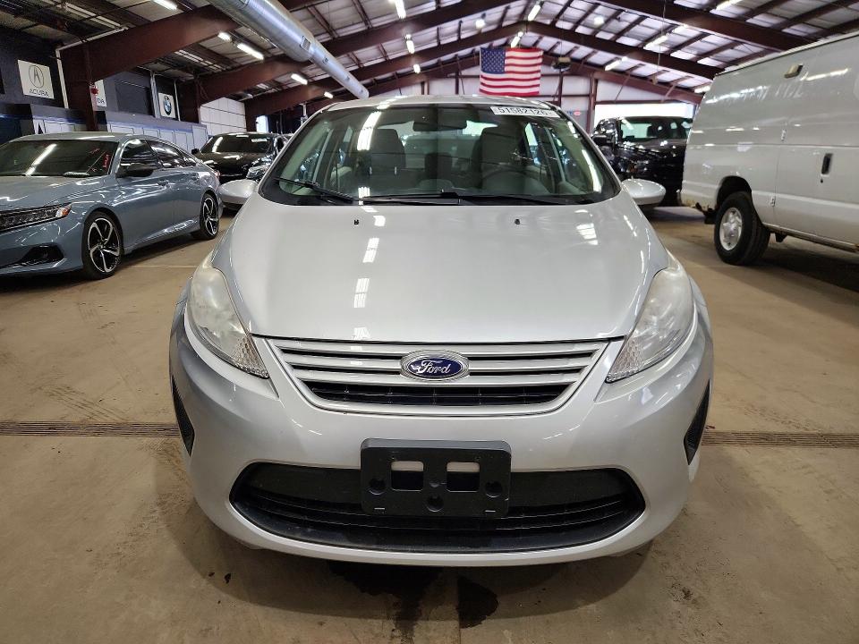 2013 Ford Fiesta VIN 3FADP4AJ7DM148943 COPART salvage auction — MINOR DENT/SCRATCHES, Nh - Certificate Of Title, sold $2,500 on 2026-07-09 (photo 5)