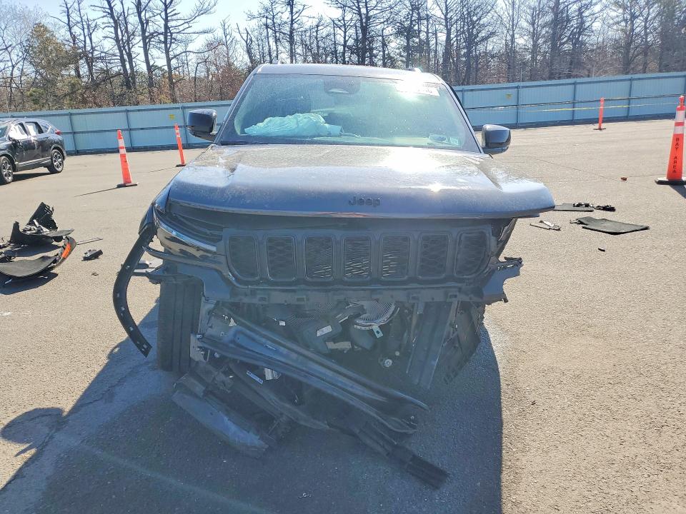 2025 Jeep Cherokee VIN 1C4RJHBG5SC299189 COPART salvage auction — FRONT END, Ny - Mv907A-Parts Only W/Lienholder, sold $6,600 on 2026-08-03 (photo 5)