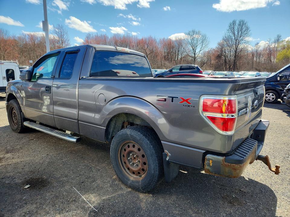 2013 Ford F-150 VIN 1FTFX1EFXDKG38176 COPART salvage auction — MINOR DENT/SCRATCHES, Wv - Certificate Of Title, sold $2,900 on 2026-07-03 (photo 2)