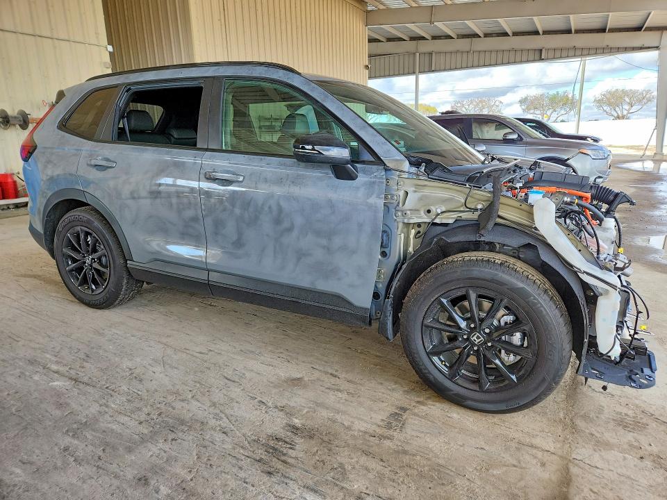 2026 Honda Cr-v VIN 5J6RS5H80TL010050 COPART salvage auction — STRIPPED, Fl - Certificate Of Destruction, sold $9,700 on 2026-07-29 (photo 4)