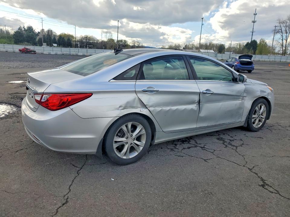 2013 Hyundai Sonata VIN 5NPEC4AC2DH580664 COPART salvage auction — SIDE, Or - Lien Papers Salvage, sold $200 on 2026-07-27 (photo 3)