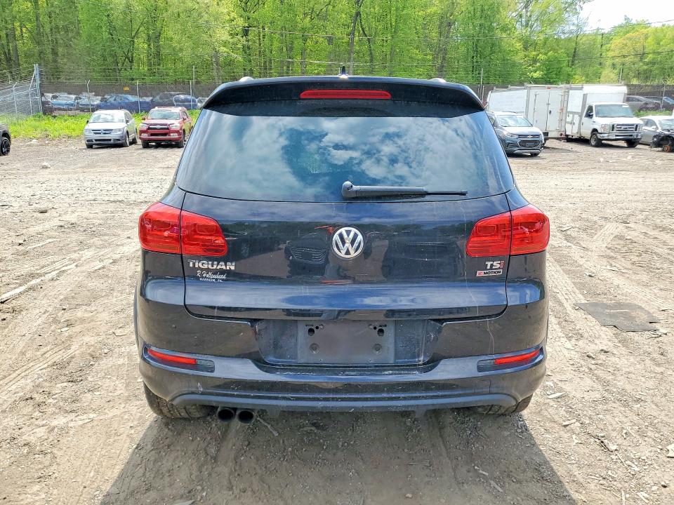 2016 Volkswagen Tiguan VIN WVGBV7AX9GW016313 COPART salvage auction — BURN, Md - Cert Of Salvage > 75% Damage, sold $100 on 2026-08-05 (photo 6)