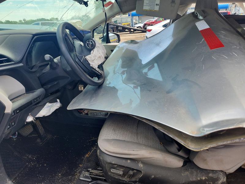 2024 Toyota Sienna VIN 5TDKSKFC3RS140361 COPART salvage auction — ALL OVER, Ok - Certificate Of Title (P), sold $1,750 on 2026-07-27 (photo 7)