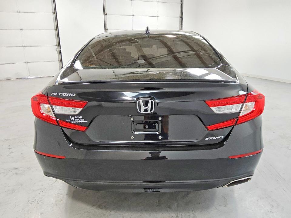 2019 Honda Accord VIN 1HGCV1F39KA166554 COPART salvage auction — NORMAL WEAR, PA - CERT OF TITLE, sold $9,200 on 2026-07-16 (photo 6)