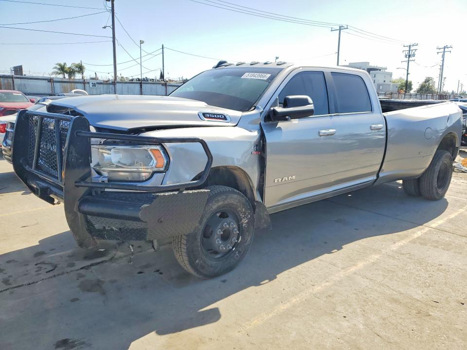2020 Ram 3500 VIN 3C63RRHL7LG109083 — COPART salvage auction photo