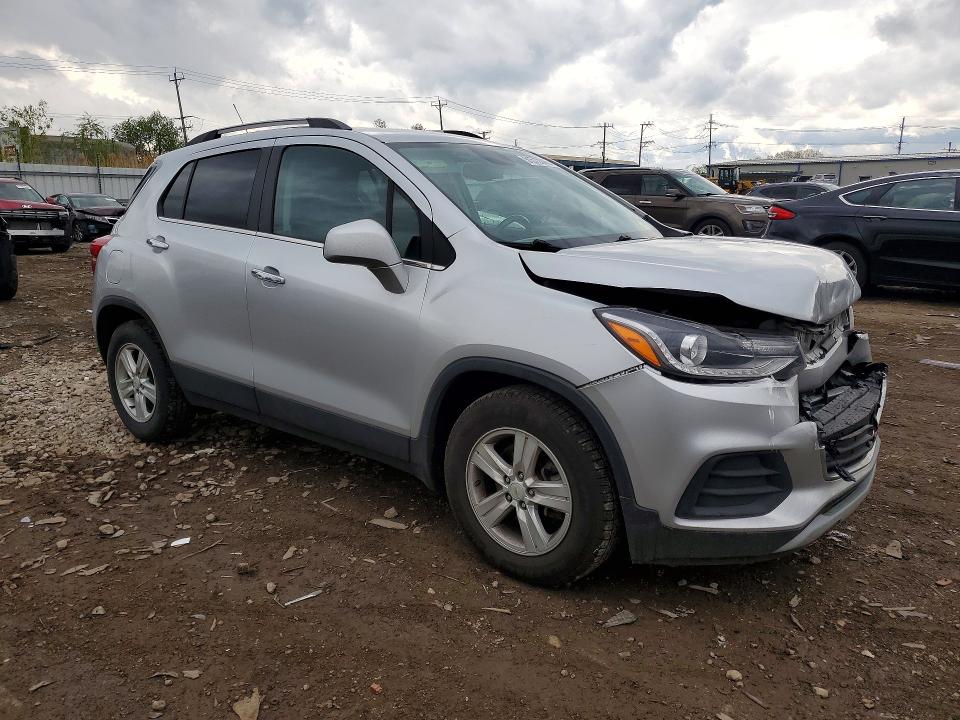 2020 Chevrolet Trax VIN KL7CJLSB2LB029063 COPART salvage auction — FRONT END, Il - Salvage Certificate, sold $1,350 on 2026-07-03 (photo 4)