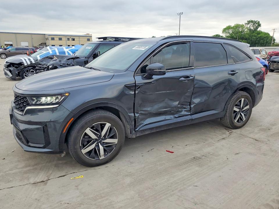 2022 Kia Sorento VIN 5XYRL4LCXNG102127 COPART salvage auction — SIDE, Salvage Title, sold $175 on 2026-07-30 (photo 1)