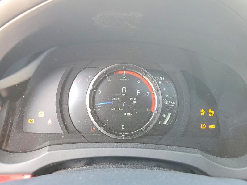 2022 Lexus Is VIN JTHAP1D25N5001767 COPART salvage auction — SIDE, Salvage Title, sold $6,100 on 2026-07-27 (photo 9)