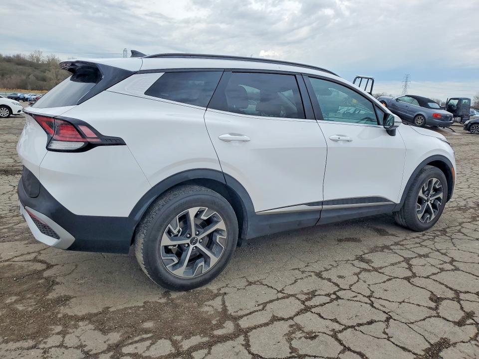 2025 Kia Sportage VIN 5XYK33DF4SG307927 COPART salvage auction — HAIL, Il - Salvage Certificate, sold $11,700 on 2026-07-08 (photo 3)