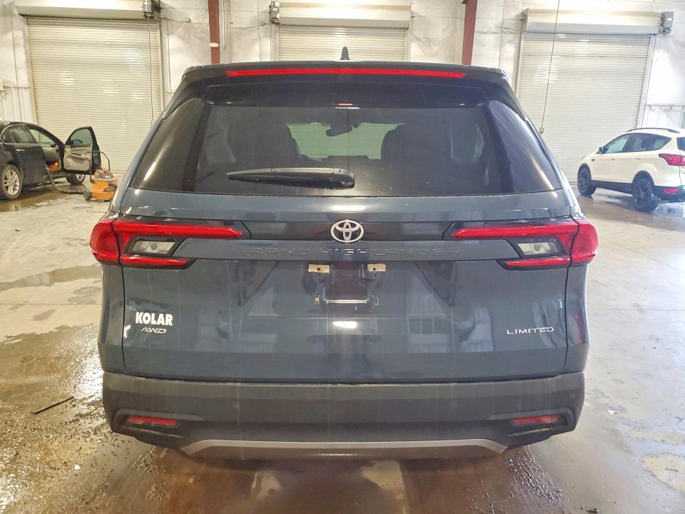 2024 Toyota Highlander VIN 5TDAAAB51RS032725 COPART salvage auction — SIDE, MN - CERT OF TITLE-SALVAGE, sold $23,900 on 2026-07-20 (photo 6)