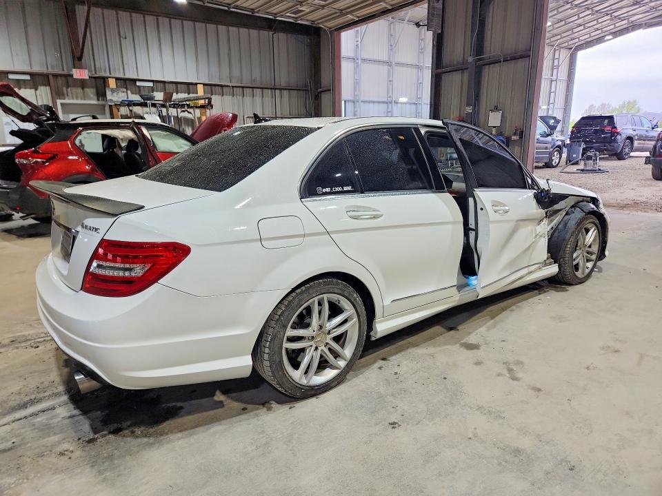 2013 Mercedes-benz C-klasse VIN WDDGF8AB5DR245041 COPART salvage auction — FRONT END, Mo - Salvage Certificate Of Title, sold $300 on 2026-07-28 (photo 3)