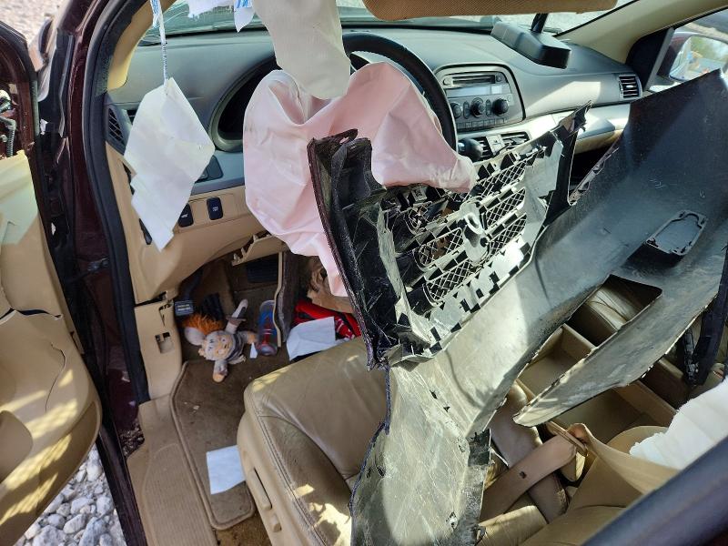 2009 Honda Odyssey VIN 5FNRL38719B401847 COPART salvage auction — FRONT END, Mi - Certificate Of Title, sold $475 on 2026-07-02 (photo 8)