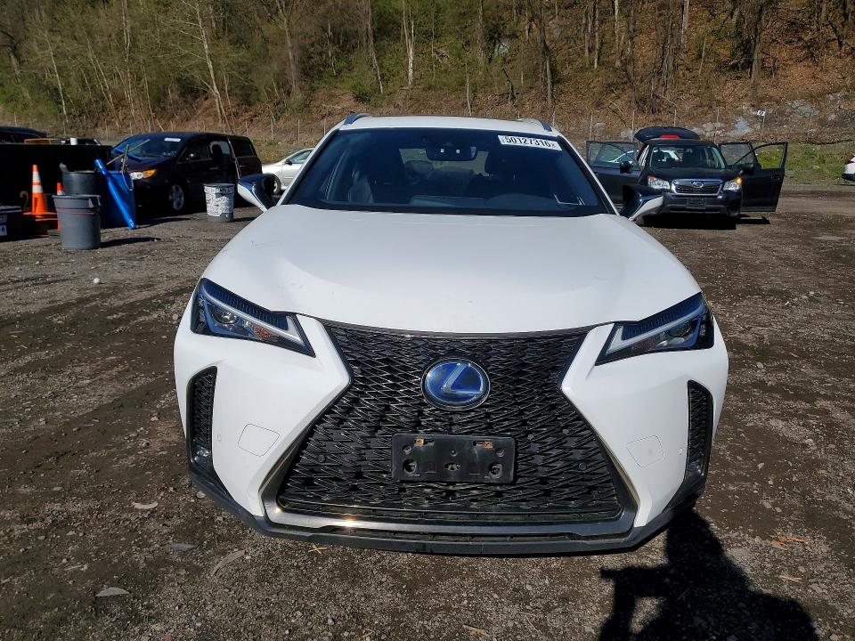 2021 Lexus Ux VIN JTHR9JBH9M2040723 COPART salvage auction — REAR END, Salvage Title, sold $8,000 on 2026-07-30 (photo 5)