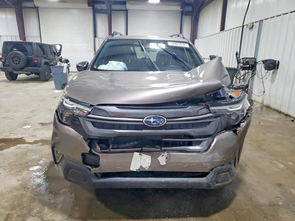 2025 Subaru Forester VIN JF2SLDDC3SH531632 COPART salvage auction — FRONT END, Pa - Certificate Of Salvage, sold $2,700 on 2026-07-15 (photo 5)