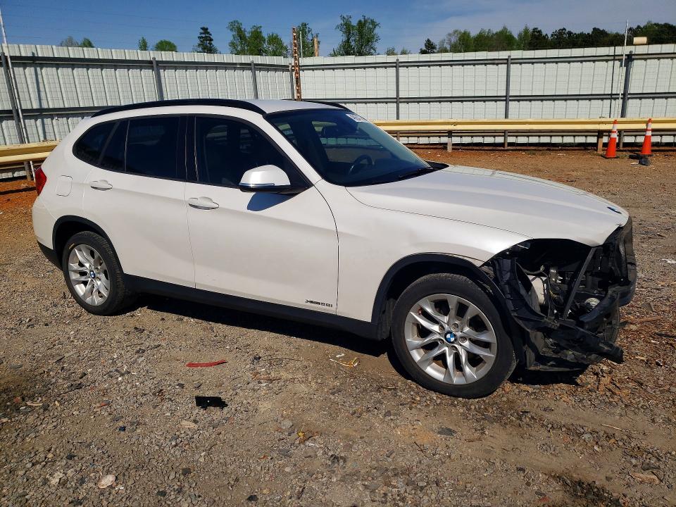 2015 BMW X1 VIN WBAVL1C5XFVY25403 COPART salvage auction — FRONT END, Va - Cert Of Title - Salvage, sold $1,000 on 2026-07-31 (photo 4)