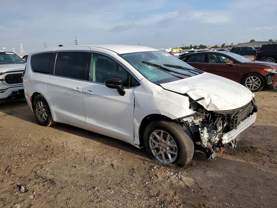 2024 Chrysler Pacifica VIN 2C4RC1BG1RR125218 COPART salvage auction — FRONT END, FL - CERTIFICATE OF DESTRUCTION, sold $8,800 on 2026-07-31 (photo 4)