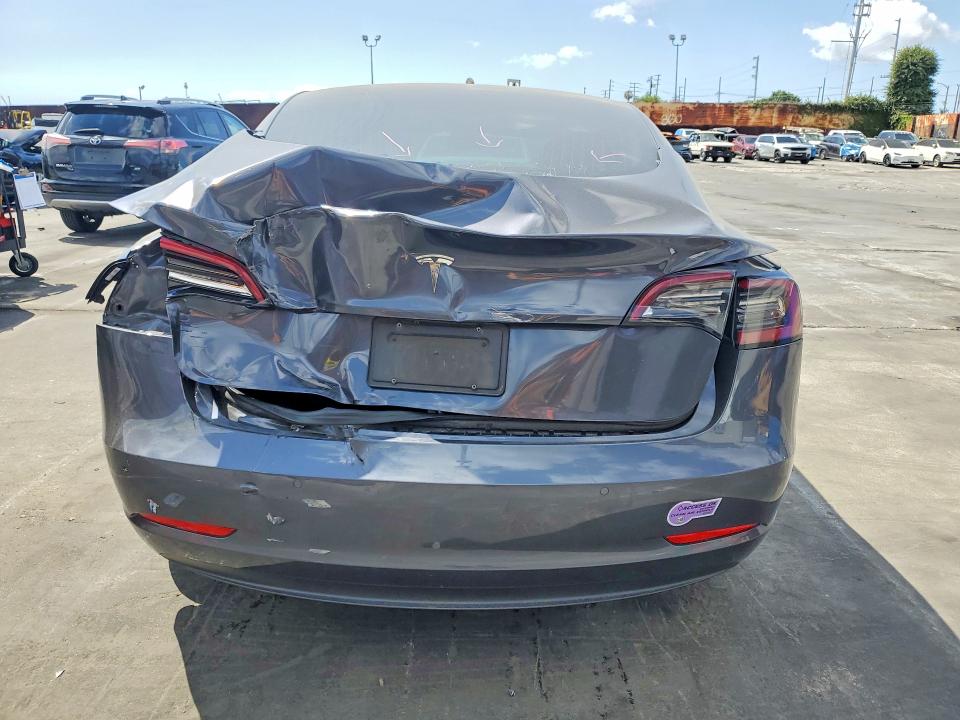 2019 Tesla Model 3 VIN 5YJ3E1EAXKF396366 COPART salvage auction — REAR END, CA - SALVAGE CERTIFICATE, sold $5,700 on 2026-07-29 (photo 6)