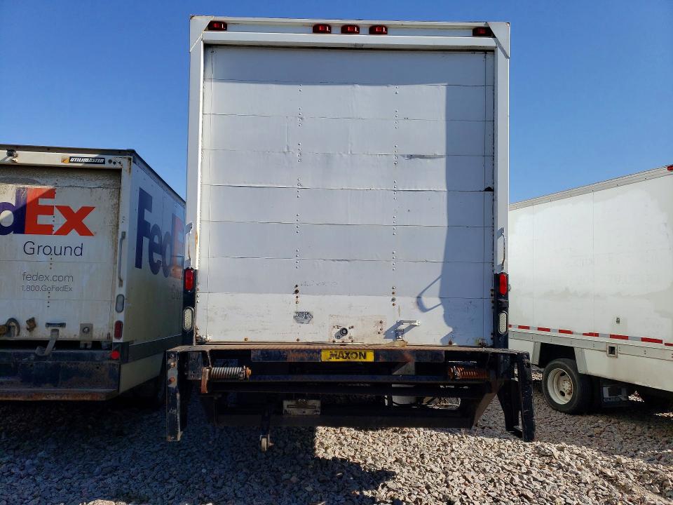 2013 International VIN 3HAMMAAL5DL195036 COPART salvage auction — MINOR DENT/SCRATCHES, In - Certificate Of Title, sold $1,800 on 2026-07-07 (photo 6)