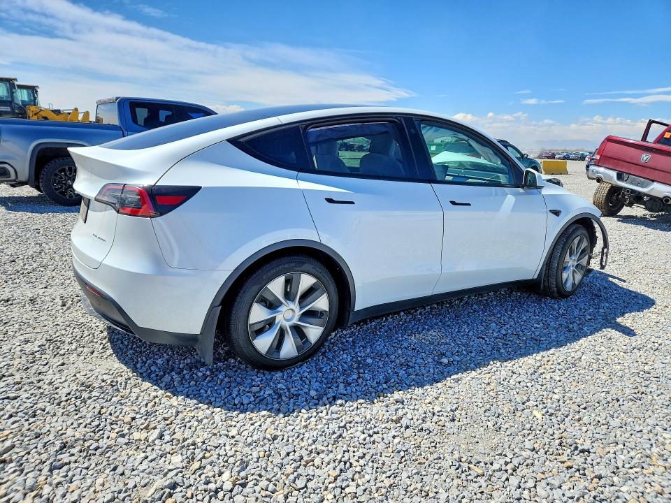 2023 Tesla Model y VIN 7SAYGDEE6PF760359 COPART salvage auction — FRONT END, CO - PUBLIC - SALVAGE TITLE, sold $5,900 on 2026-07-07 (photo 3)
