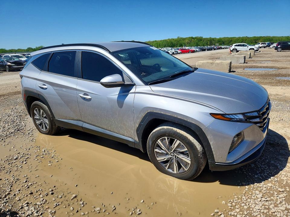 2022 Hyundai Tucson VIN KM8JBCA14NU030783 COPART salvage auction — MINOR DENT/SCRATCHES, NY - CERTIFICATE OF TITLE, sold $14,200 on 2026-07-28 (photo 4)