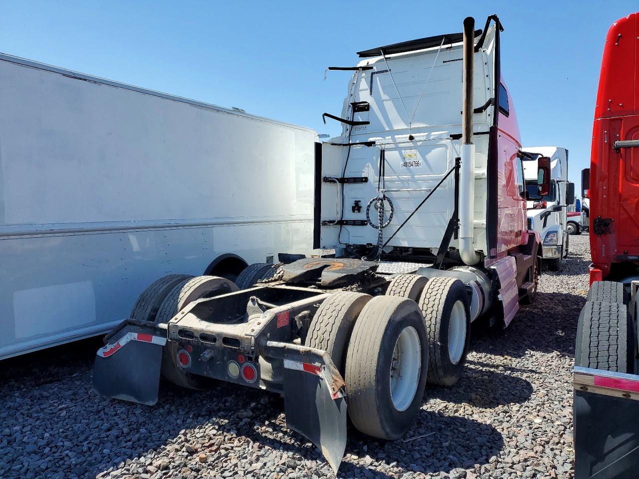 2013 Volvo VNL VIN 4V4NC9EG0DN139775 COPART salvage auction — Top/Roof, TX - CERTIFICATE OF TITLE, sold $1,700 on 2026-07-07 (photo 4)