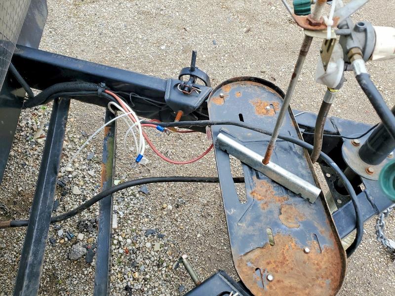 2015 Cherokee products Trailers VIN 4X4TCKE26FK024871 COPART salvage auction — HAIL, IL - SALVAGE CERTIFICATE, sold $1,250 on 2026-07-09 (photo 7)