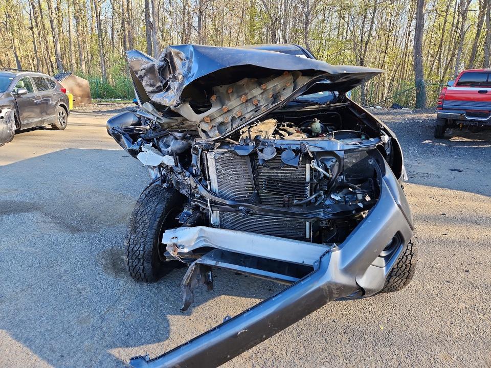 2014 Toyota Tacoma VIN 3TMMU4FN5EM072719 COPART salvage auction — ROLLOVER, Ct - Cert Of Title-Salvage, sold $1,900 on 2026-07-02 (photo 5)